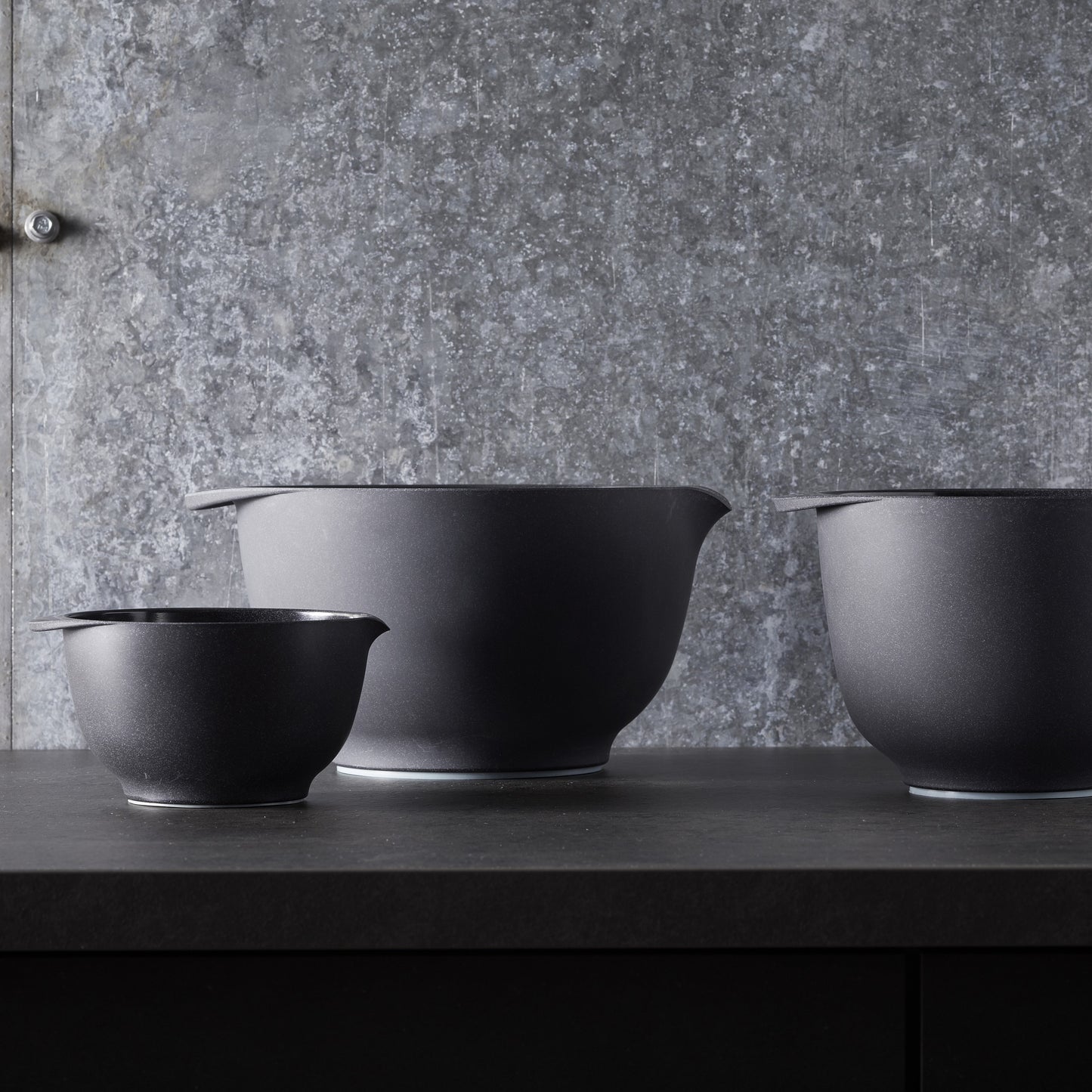 Margrethe Mixing Bowl - Pebble Black