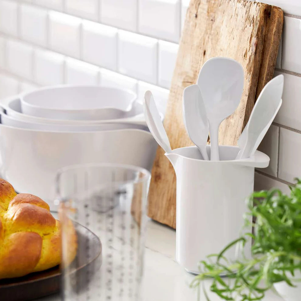 Mixing Jug with Tools